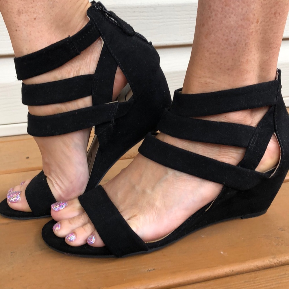 Black wedges size 6.5